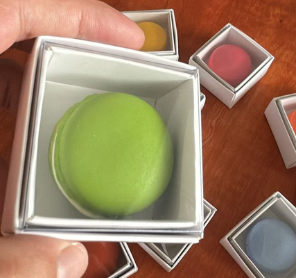 Taça de plástico de macarrão ecológica com impressão personalizada e design transparente para embalagens de alimentos