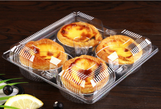 Caixas plásticas para frutas, bandejas para frutas, caixas para embalagens de carnes, caixas para embalagens de vegetais, caixas para fast food, caixas para biscoitos, caixas para bolos, além de caixas transparentes e caixas impressas.